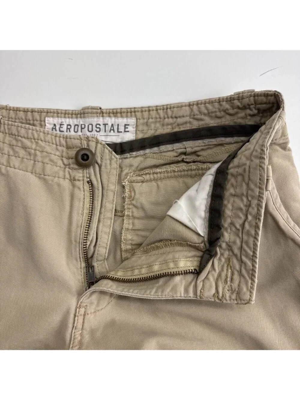 Vintage Y2K Aeropostale AERO A87 Cargo Shorts Mens 28 Tan Heavyweight Utility